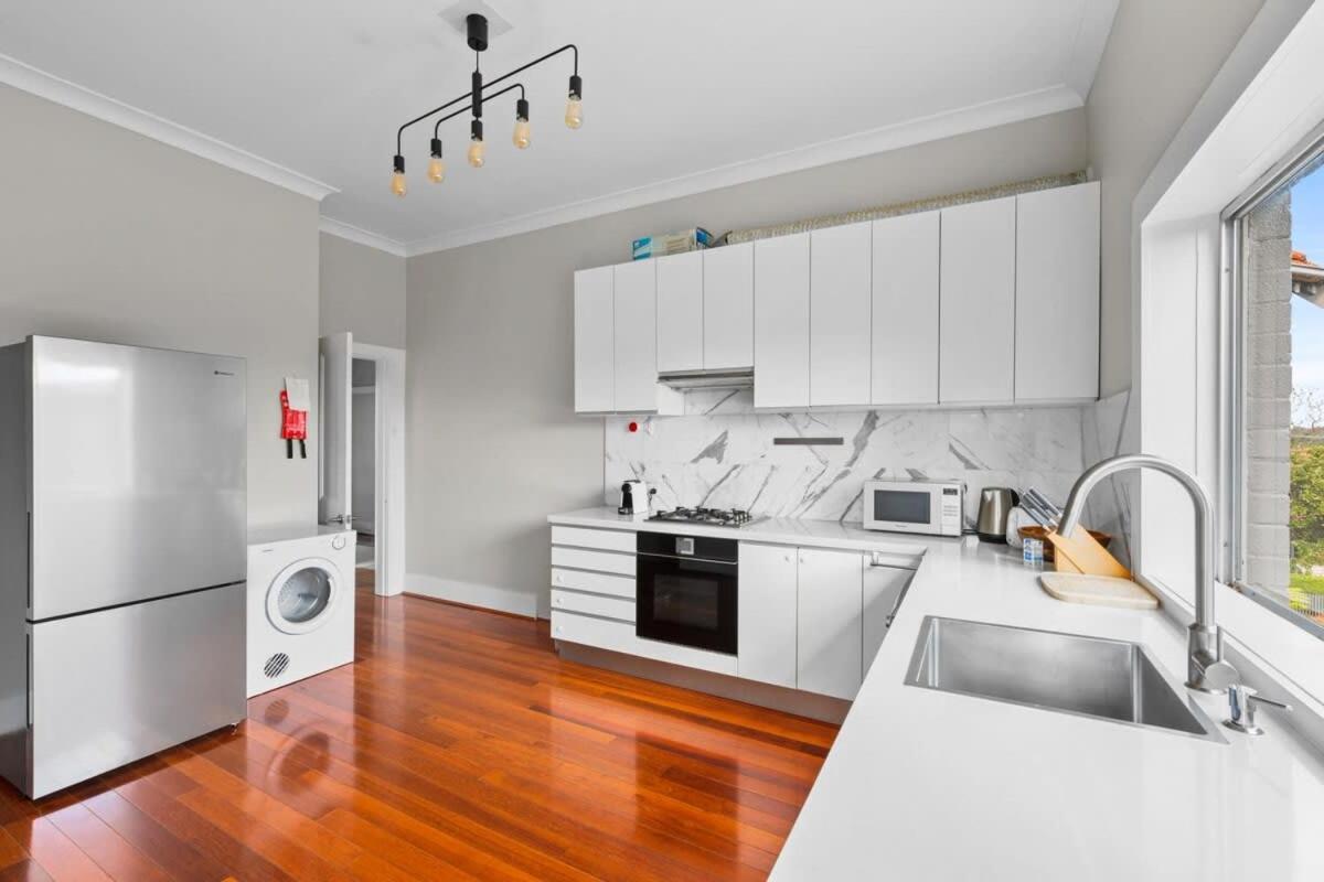 Huge Harbour View Apartment In Historic Home Sydney Esterno foto